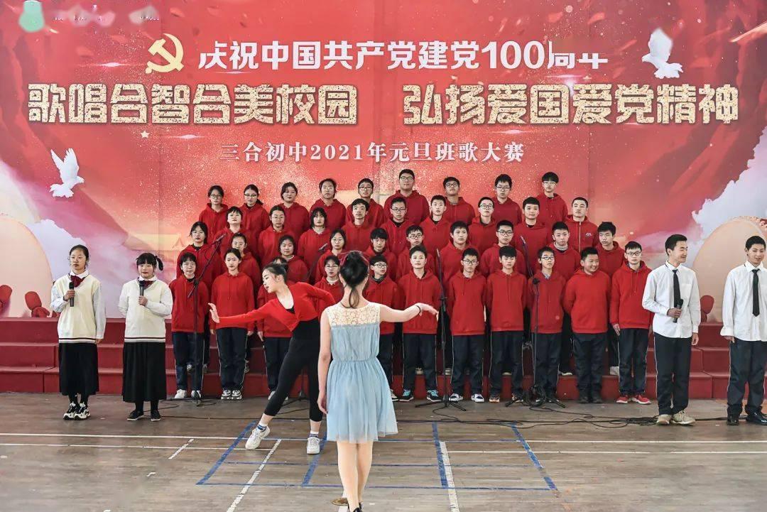 在奶茶店喝奶茶突然有顾客奶茶里掉进了虫子该怎么处理？游戏画面